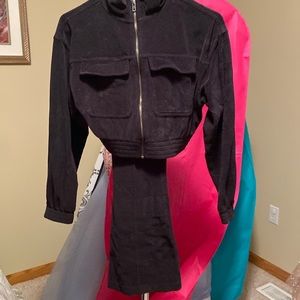 Black Arie 2 piece cropped jacket and pants XS